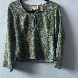 579 Geometric Print Long Sleeve Blouse in Green and Blue